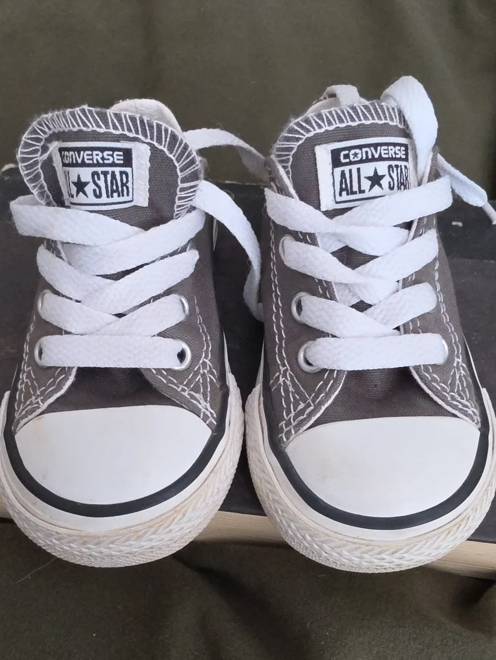 Toddler Converse Kids Gray and White Low Top Sneakers